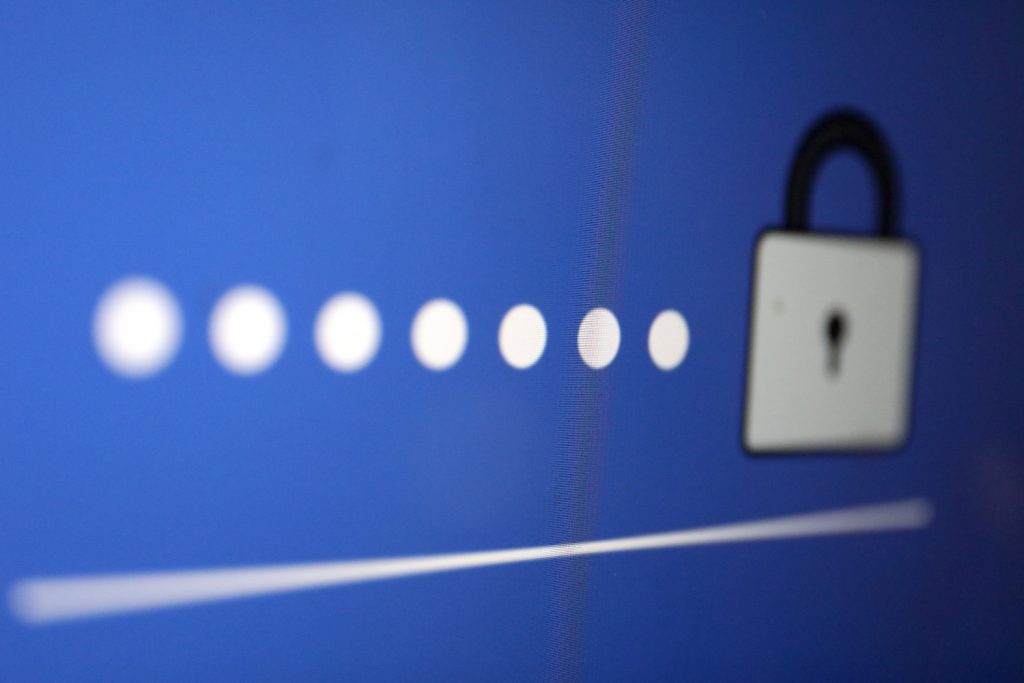 Facebook hat Millionen Passwörter unverschlüsselt gespeichert; Rechte: WDR/Schieb