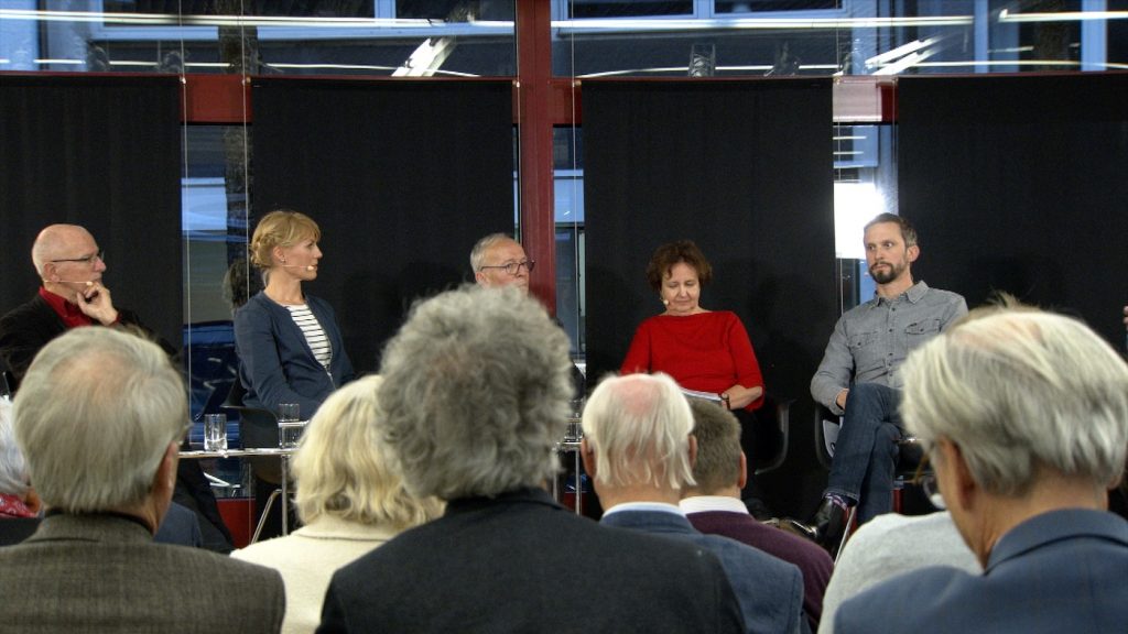 Kompetentes Panel diskutiert die wichtige Frage; Rechte: WDR/Schieb