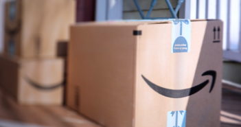 Profiteur der Krise: Amazon verwschickt mehr Pakete denn je, Rechte: WDR/Schieb