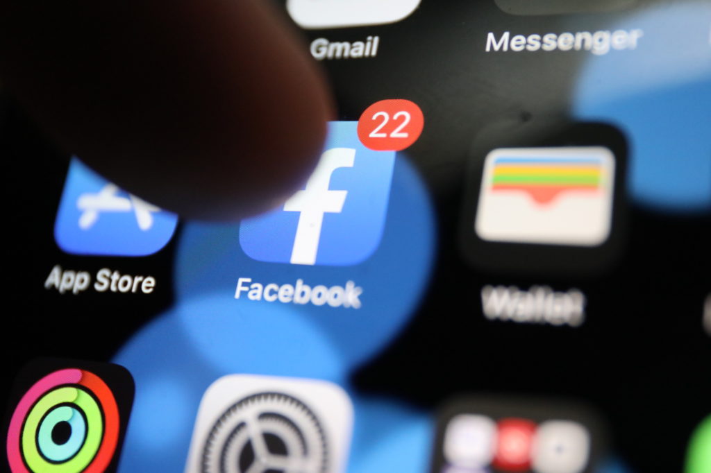 Facebook muss in Deutschland die Datensammelei vorerst einstellen; Rechte: WDR/Schieb