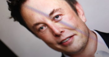 Elon Musk nutzt Twitter als Control Center - und das ist nicht ungefährlich; Rechte: WDR/Schieb
